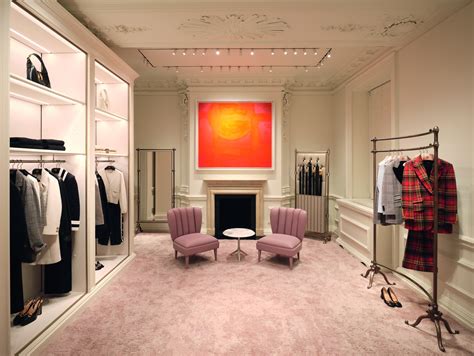 gucci bond street new store|gucci bond street gallery.